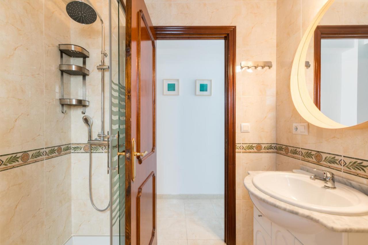 La Francesa Triana Appartement Sevilla Buitenkant foto