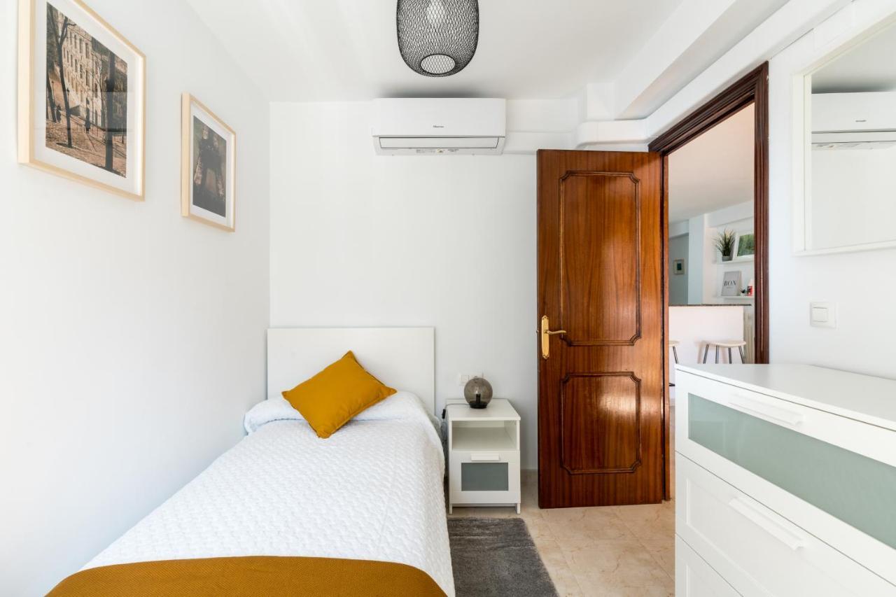 La Francesa Triana Appartement Sevilla Buitenkant foto